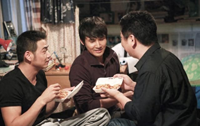 什么是蚁族的奋斗｜我们都是小小的蚂蚁 